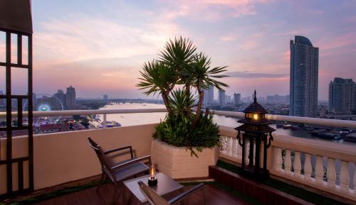 King Suite with Terrace