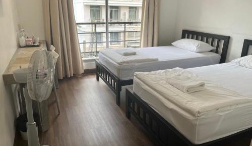Twin room with City View - Third floor (Non-Smoking)