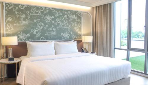 Quarter River View Room, King Bed