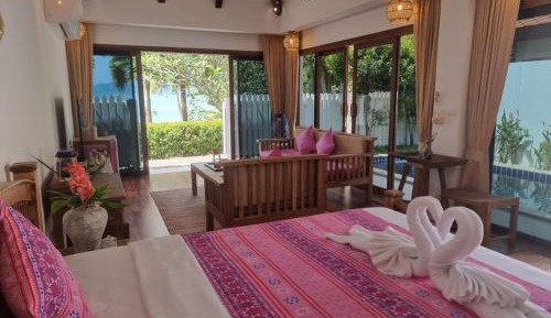 Beachfront Private Pool Villa