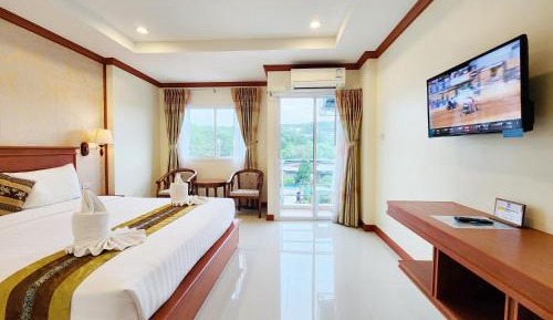 Deluxe King Room