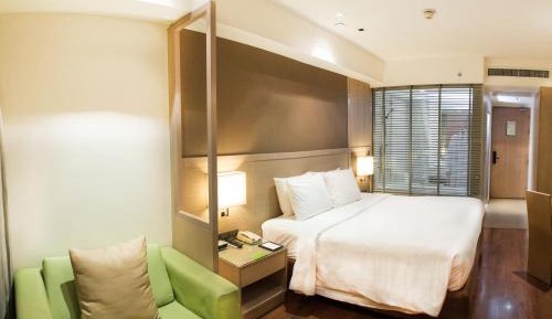 Superior Double or Twin Room with Pool View