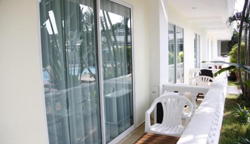 Deluxe Double Room - Pool Side 