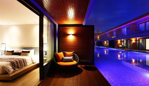 Deluxe Pool Access Double Room