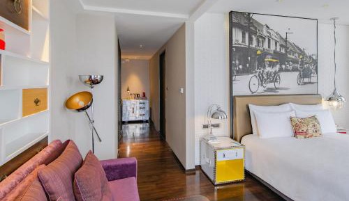 Premium King Room with Balcony and Garden View
