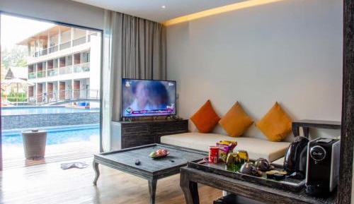 Family Suite Pool Access