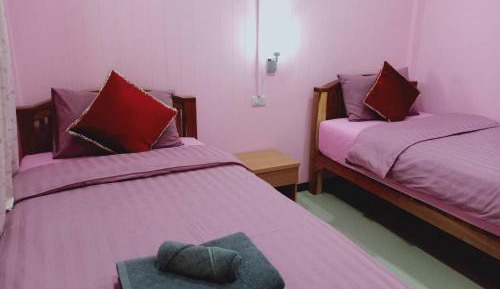 Twin Room with Private Bathroom