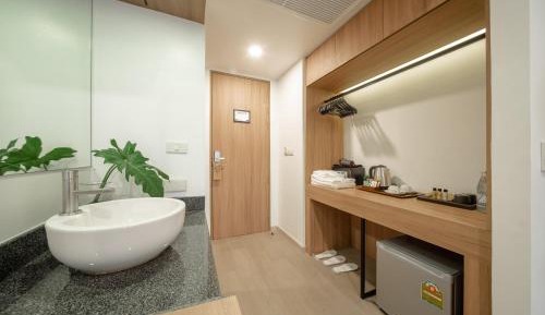 Deluxe Family Room