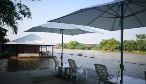 Suite with River View