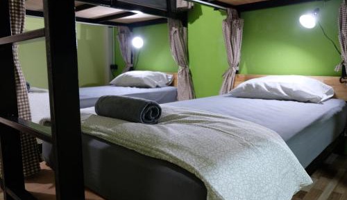 Bunk Bed in Mixed Dormitory Room