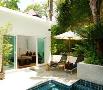 Hydropool Villa Garden