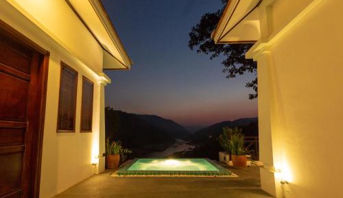 State Villa Twin