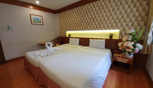 Standard Twin Room