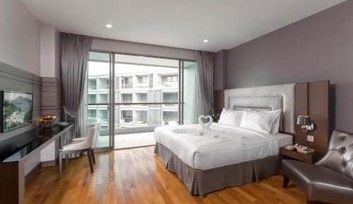 One-Bedroom with Spa Bath