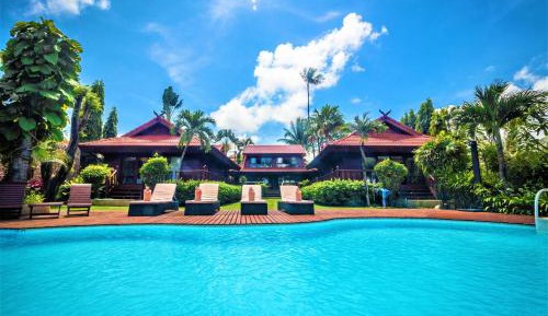 Villa - Beach Front