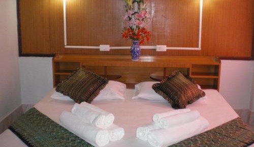 Deluxe Bungalow with Air-conditioning