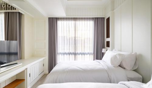 Premier Twin Room
