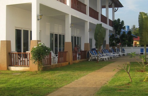 Ban Khlong Haeng Hotel | Nadivana Serviced Apartments