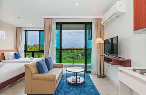 Ban Bo Han Hotel | Wyndham Phuket Airport