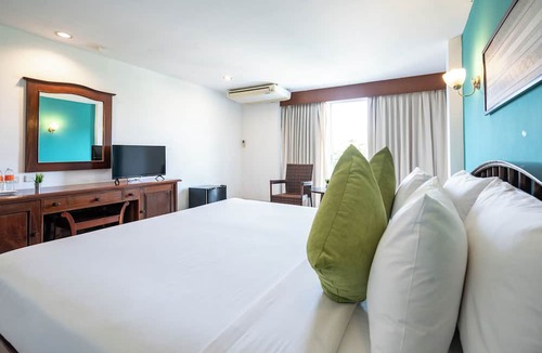 North Pattaya Hotel | JP Villa Hotel