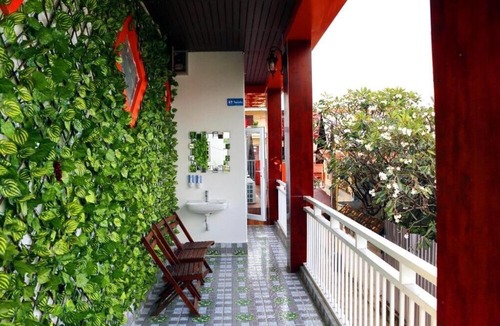 Vientiane Hotel | Champion Hotel & Pub
