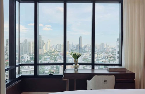 Khlong Tan Hotel | SILQ
