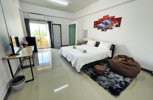 Krathum Baen Hotel | MY HOME SAI4