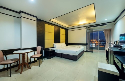 Nonthaburi Hotel | The Legacy Hotel