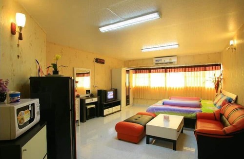 Ban Mai Hotel | Deluxe at Popular Condo