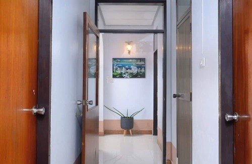 Talat Nuea Hostel | Lotus House Phuket