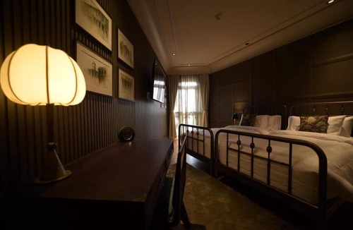Talat Yai Hotel | Hotel Verdigris