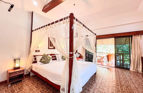 Koh Lon Resort | Cruiser Island Resort by Swiss-Belhotel