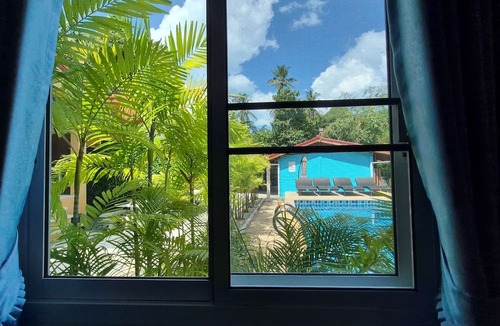 Khanom Hotel | Baan Sabai Guesthouse