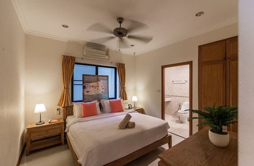 Pratumnak Hill Villa | AnB poolvilla 2BR with private beach