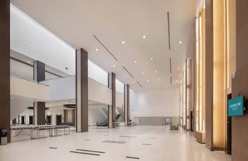 Thung Song Hong Hotel | Centara Life Government Complex Hotel & Convention Centre Chaeng Watthana
