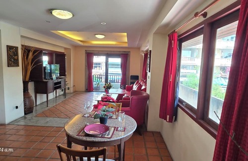 Jomtien Hotel | Nirvana Boutique Suites
