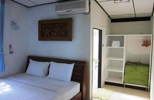 Bang Po Hotel | Bang Po Village