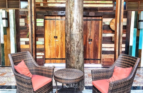 Tha Wang Tan Hotel | De Wiang Kum Kam