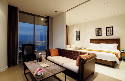 North Pattaya Resort | Pattaya Modus Beachfront Resort