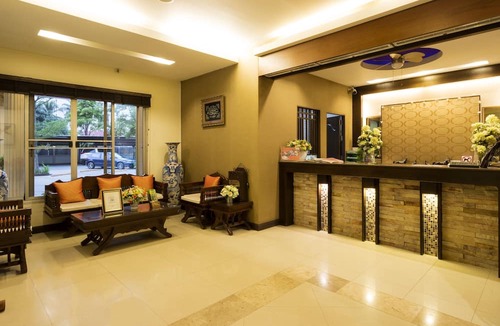 Huay Kaew Hotel | Sakulchai Place Hotel