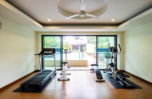 Huay Kaew Hotel | Sakulchai Place Hotel