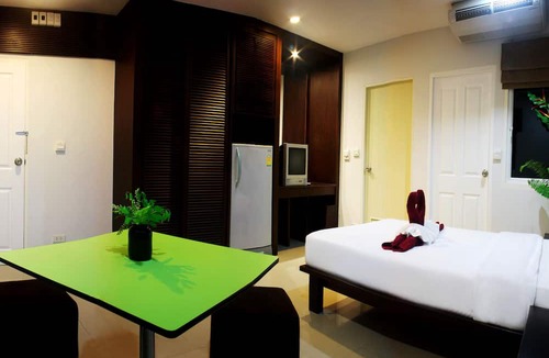 Kathu Hotel | Baannueng