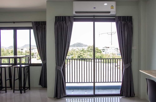 Ratchaburi Hotel | Is Am Are Stay Boutique