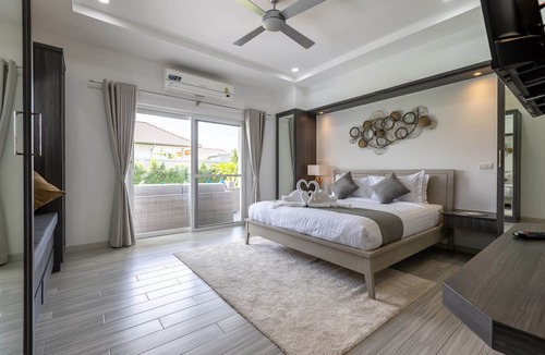 Hua Hin Villa | Modern 3 Bedroom Pool Villa MS24