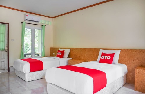 Sai Daeng Hotel | OYO 742 View Pruksa Resort