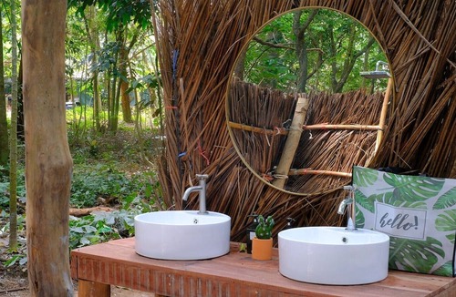 Ranong Hotel | O Little Tent de Koh Chang
