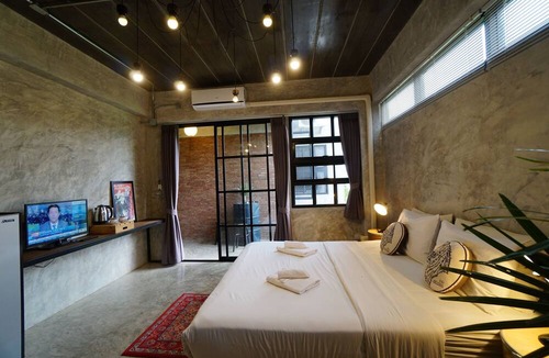 Su Thep Hotel | Rumpai Loft Habitat