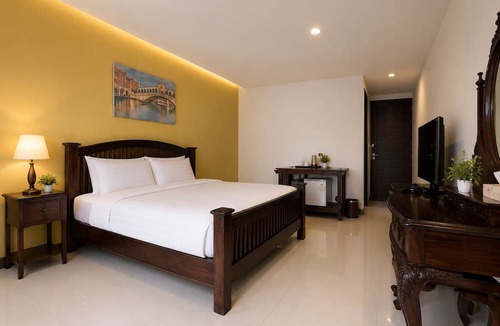 North Pattaya Hotel | Sunday Wongamat Privacy Pattaya