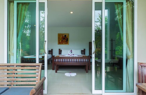 Thong Pha Phum Hotel | Nakakiri Resort & Spa