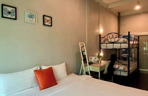 Pathumwan Hotel | Lemon Siam Hostel Free Breakfast